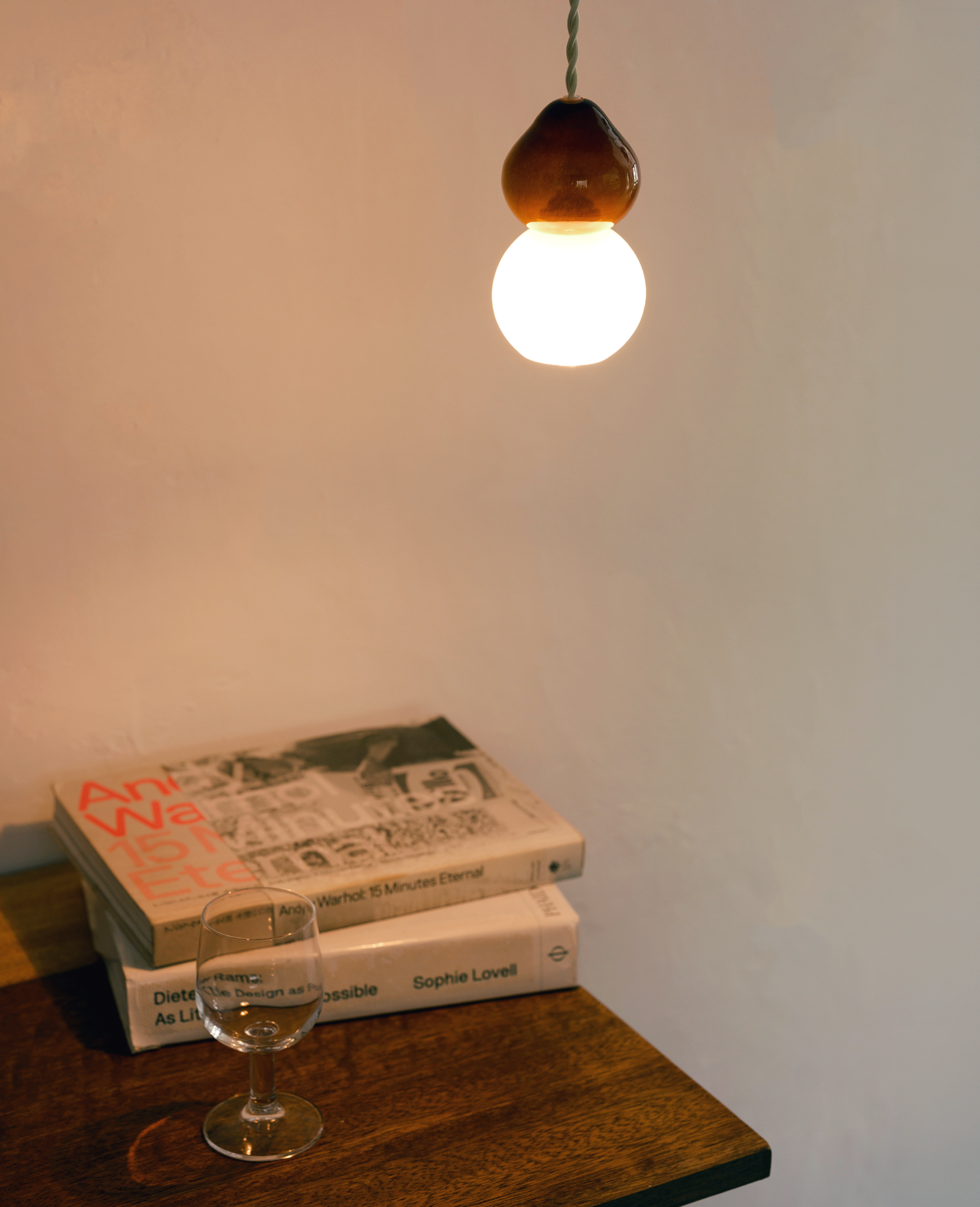 ��Ǯ������LED�ŵ�25W��������°�����饹�����礤��ڤ�������뤵�ǡ�ͥ���������Ҥ�����ޤ���